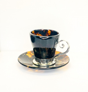 Кофейная чашка "Антик" из черного янтаря
