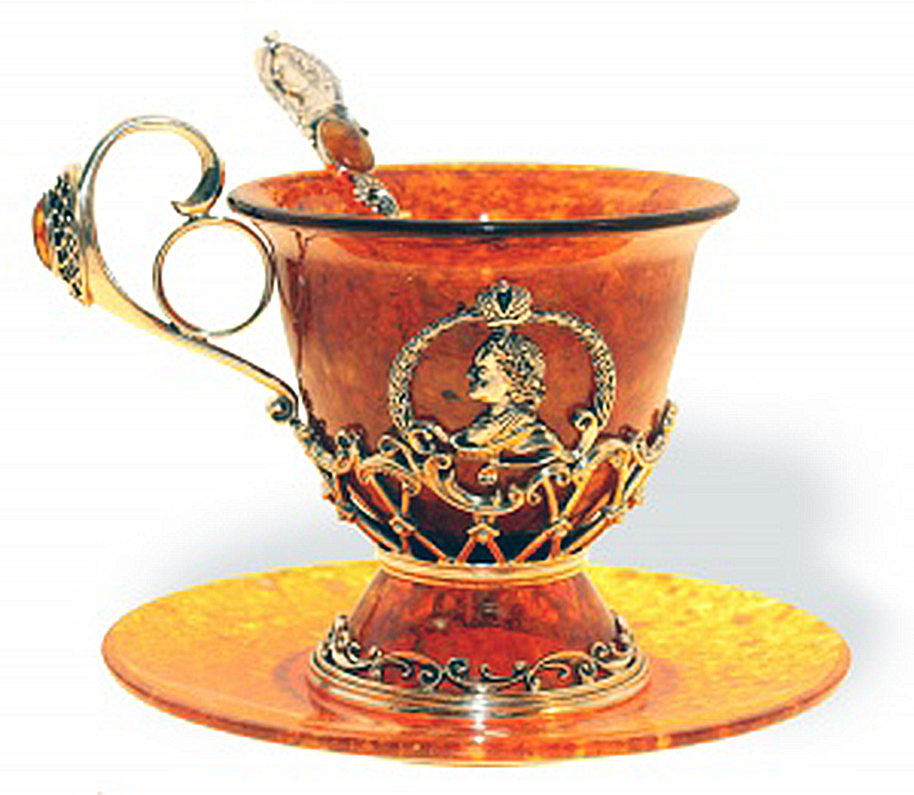 Чашка чайная "Пётр I" из янтаря
