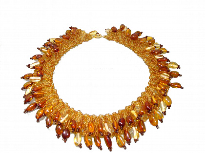 Ожерелье из натурального янтаря с бисером 10399