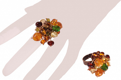 Кольцо из балтийского янтаря, бисера и разноцветных кристаллов 50659