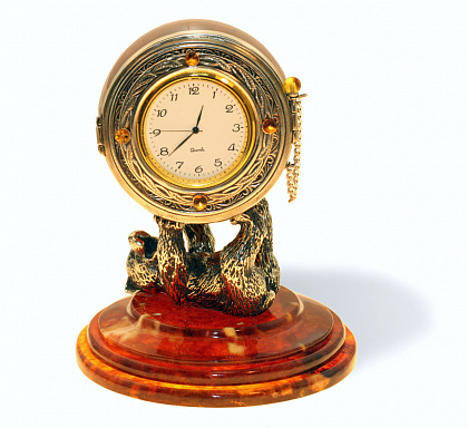 Сувенир-часы "Цирковой медведь" из янтаря medv.11